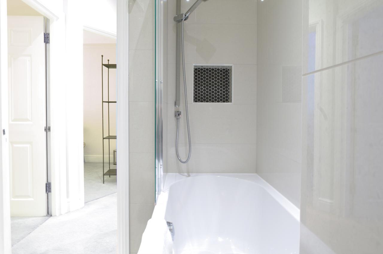 Covent Garden Superior Two Bedroom Aparment On Strand Londres Exterior foto